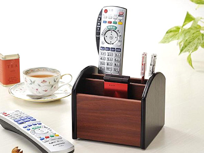 回転式木製リモコンラック