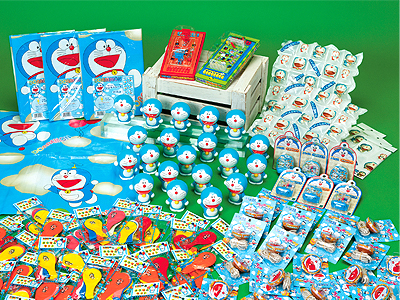 ドラえもんグッズプレゼント (60名用)