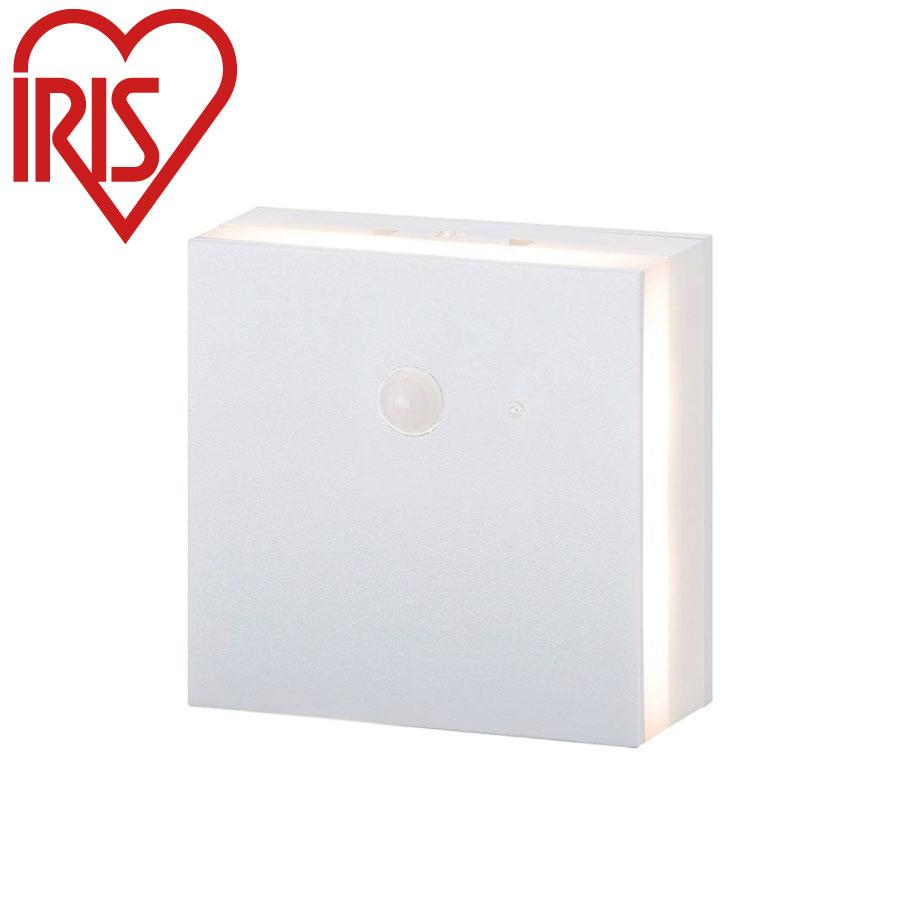 乾電池式LEDセンサーライト